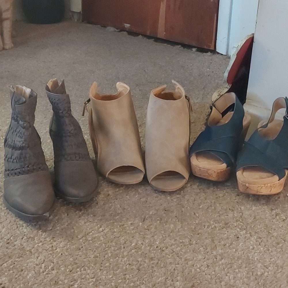 3 pairs of shoes, priced separate